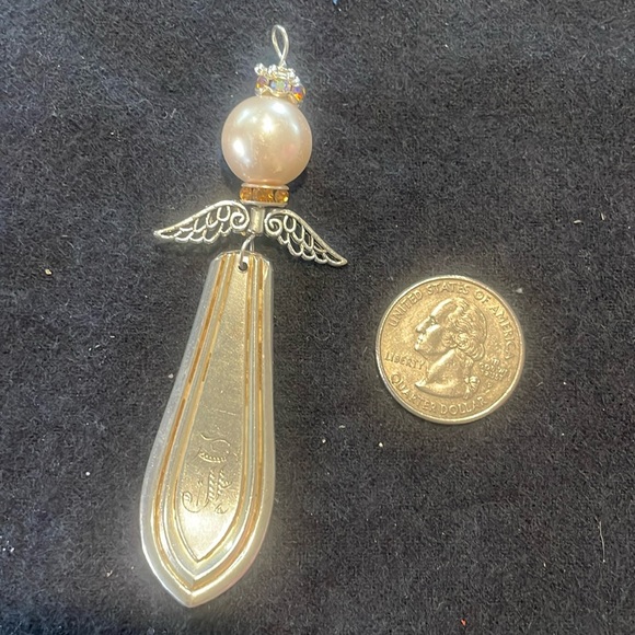 Jewelry - Handmade ornate silver angel pendant/ornament.